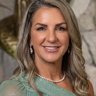 Claudete Linhares Sachett